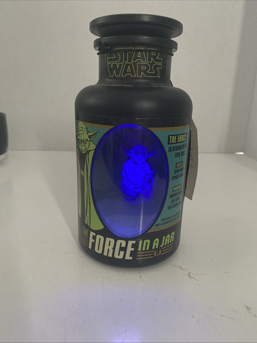 Euc 2015 Hallmark The Force In A Jar Yoda Star Wars Hologram and Sound Works 