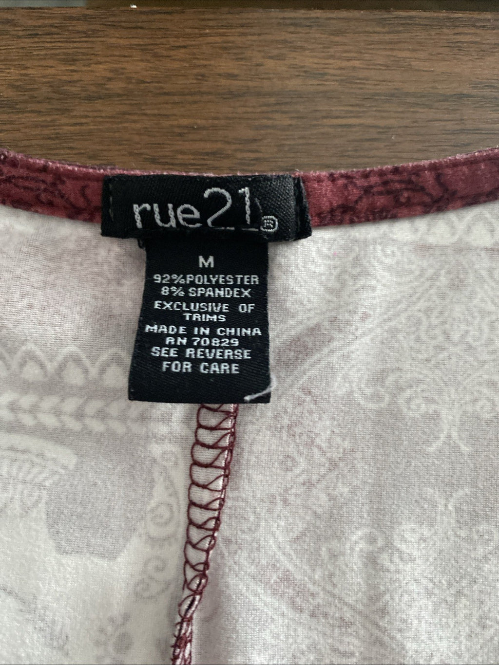 Rue 21 women’s medium long sleeve long T-shirt elephant pattern