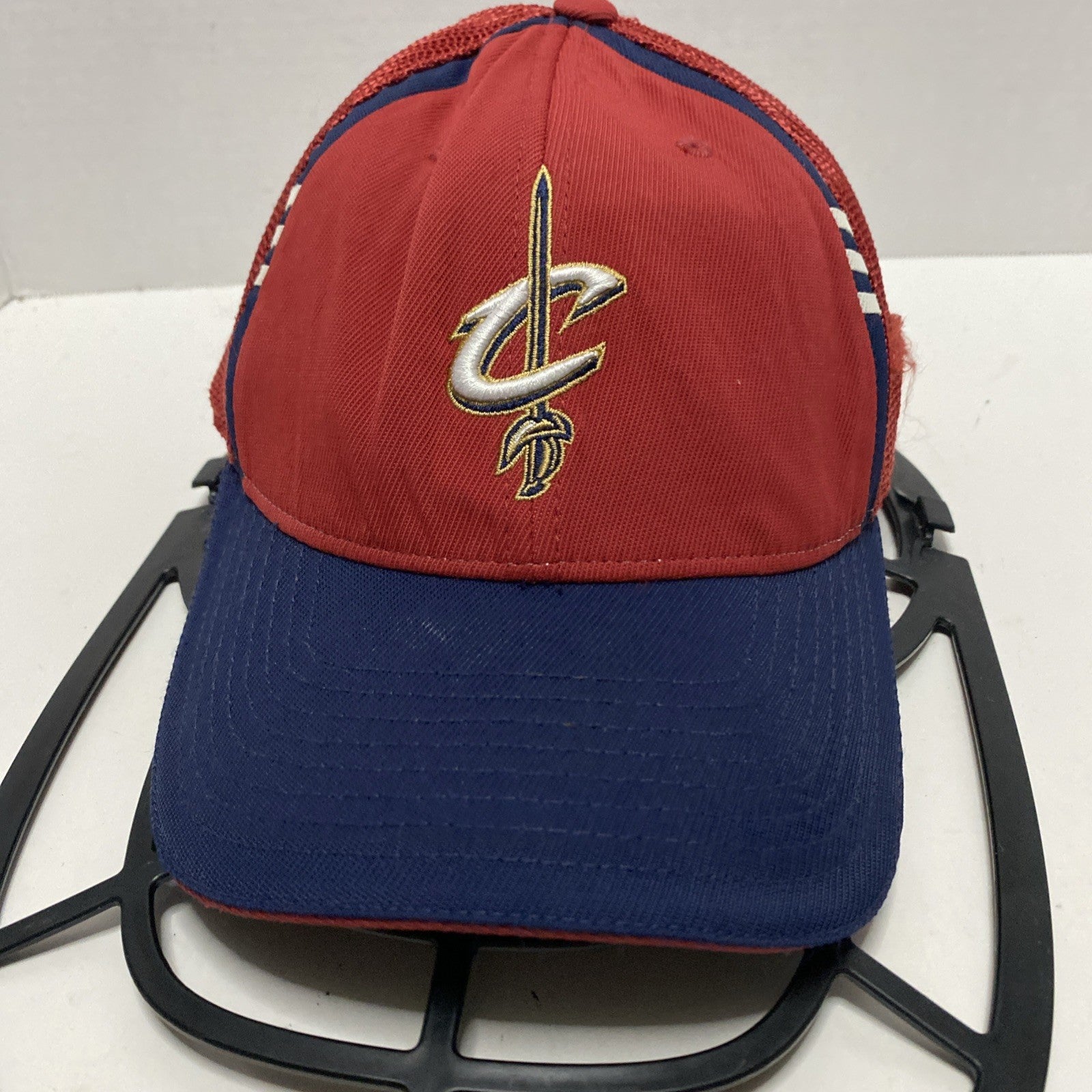 ADIDAS CLEVELAND CAVALIERS  mesh HAT one size fits all New Please see pictures.