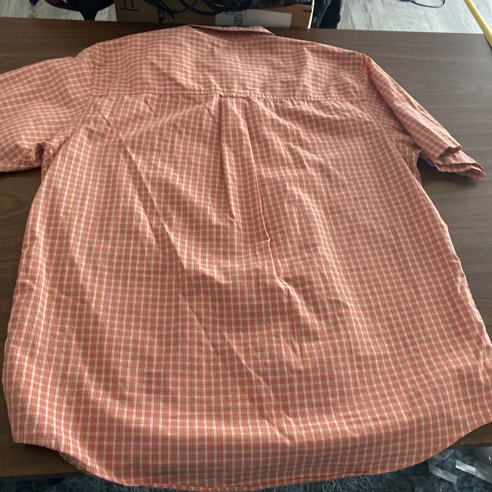 Chaps Easy Care Mens Shirt Orange & White Large Short Sleeve Button Plaid Pocket