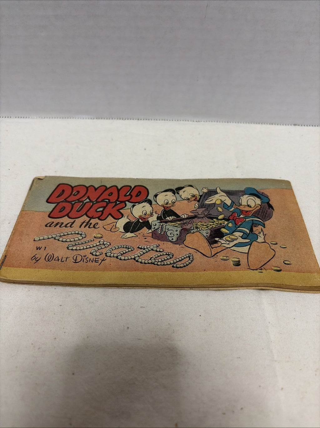 Vintage SUPER RARE Donald Duck And Pirates Walt Disney And Cheerios Comic Book.