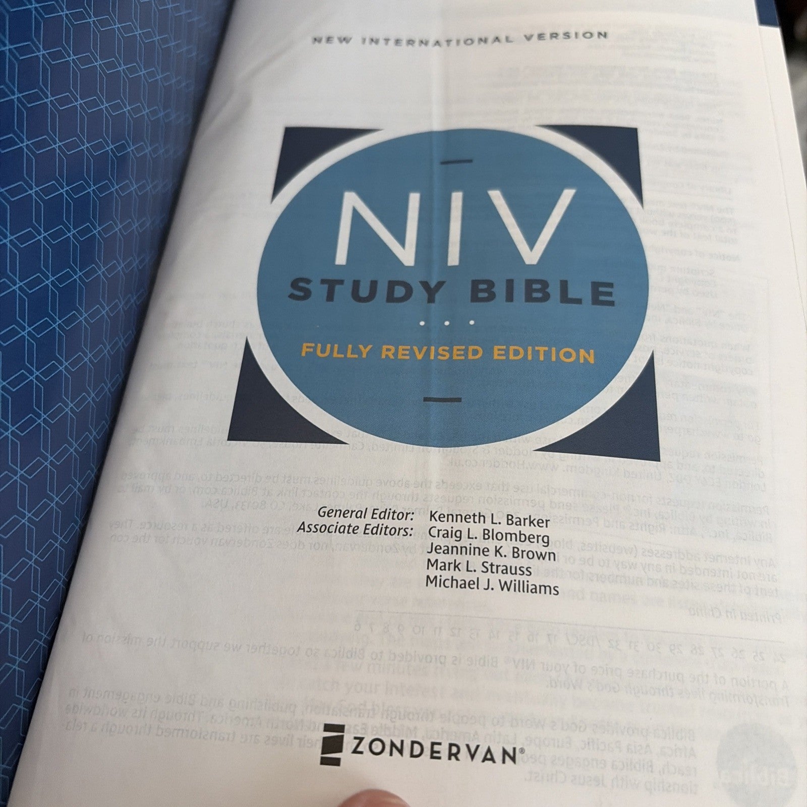 NIV Study Bible - Navy Blue / Tan Brown LeatherSoft No Box