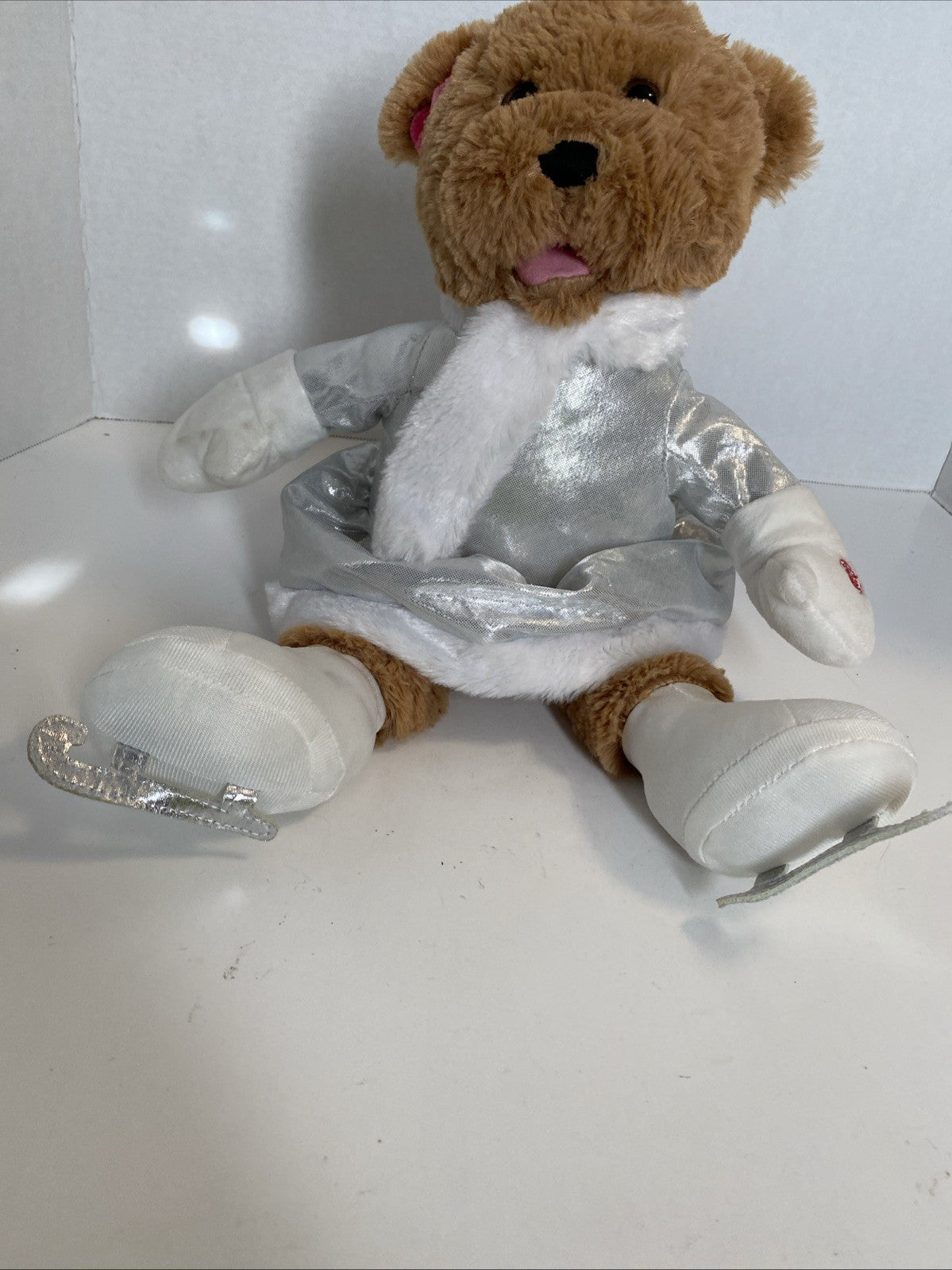 Giggles International Holiday Ice Skater Plush Bear Plays "Winter Wonderland"