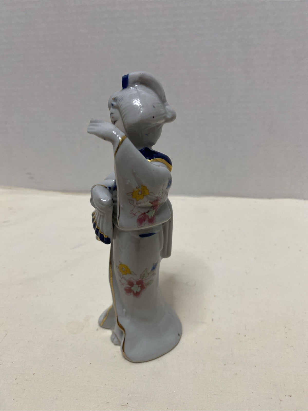 Japanese Woman Figurine Porcelain Blue & White Vintage Gorgeous Asian Display