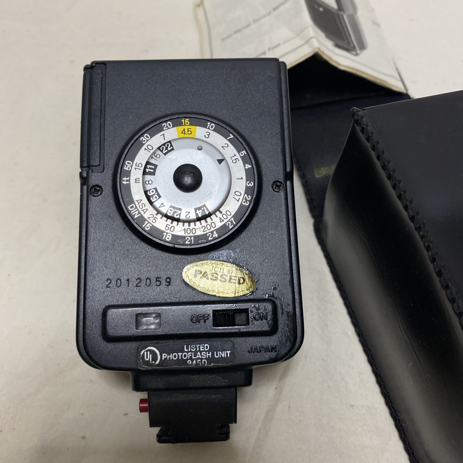 Near Mint Minolta Auto 25 Flash Shoe Mount for SRT -102, 201, MC, XE-7  Tested.