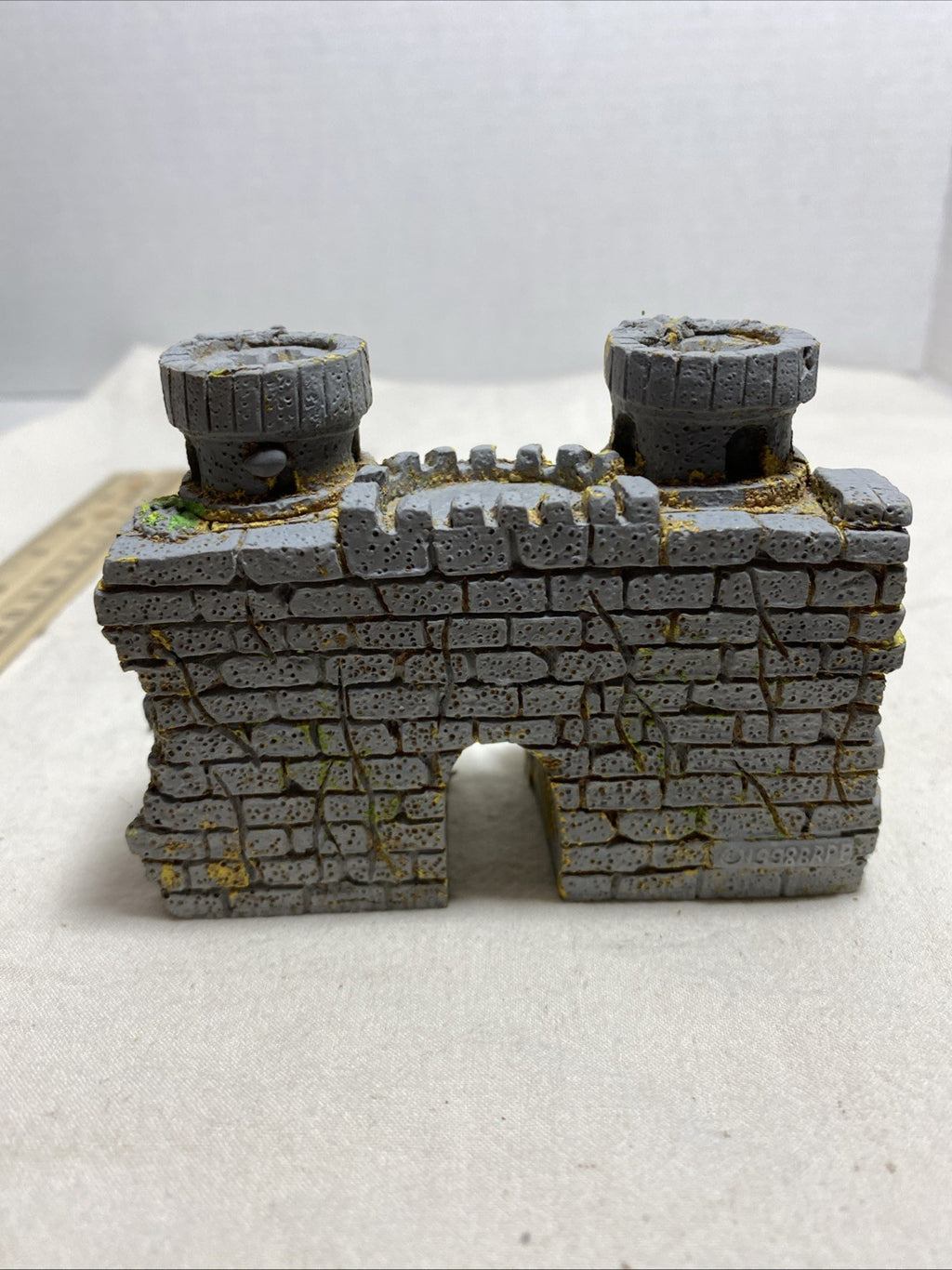 Gargoyle Castle Fish Tank Aquarium Decoration Resin Artificial Cave Rock