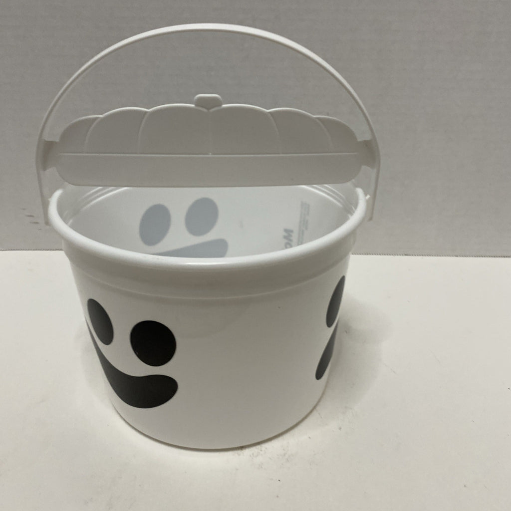 McDonalds Halloween Happy Meal Boo White Bucket McBoo 2022