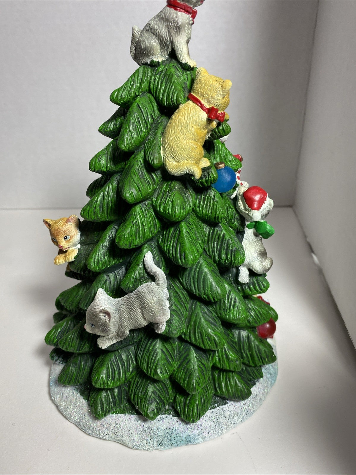 Kitty Holiday Christmas Tree Lakeside Collection Light Up Table Top Decor 9”