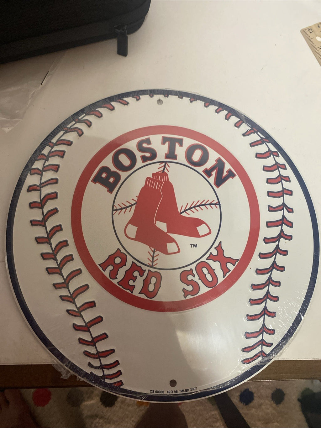 BOSTON RED SOX MLB EMBOSSED METAL NOVELTY ROUND SIGN 2007 Sealed Package 12”