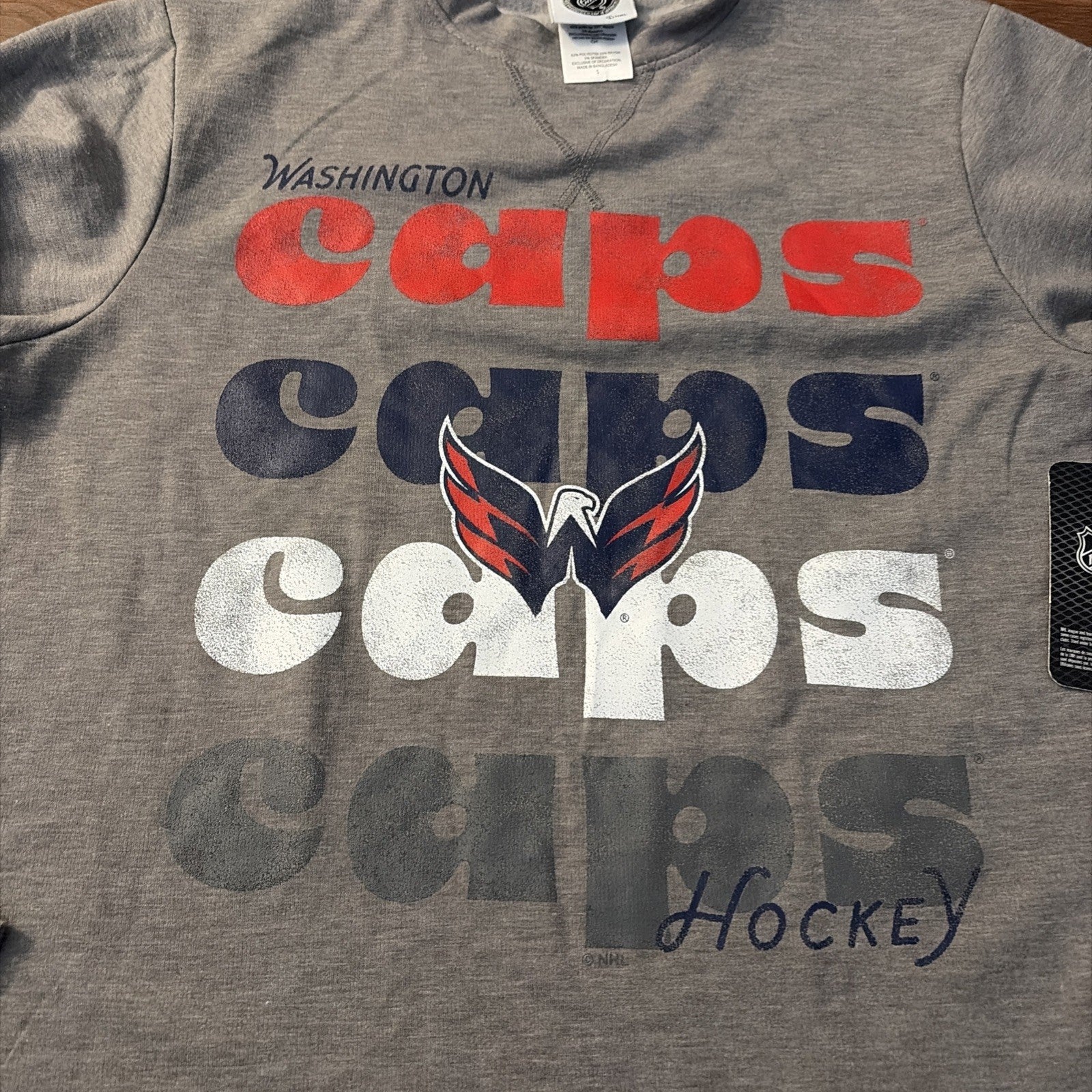 NHL Washington Capitals Long Sleeve Men’s Sweatshirt NWT