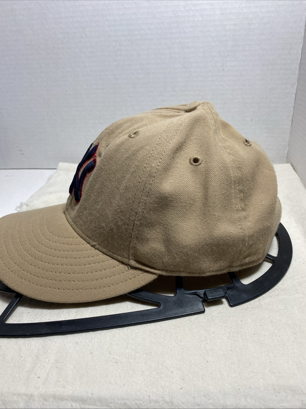 New Era 59fifty Fitted 7-3/8 New York Yankees Beige Ball Cap