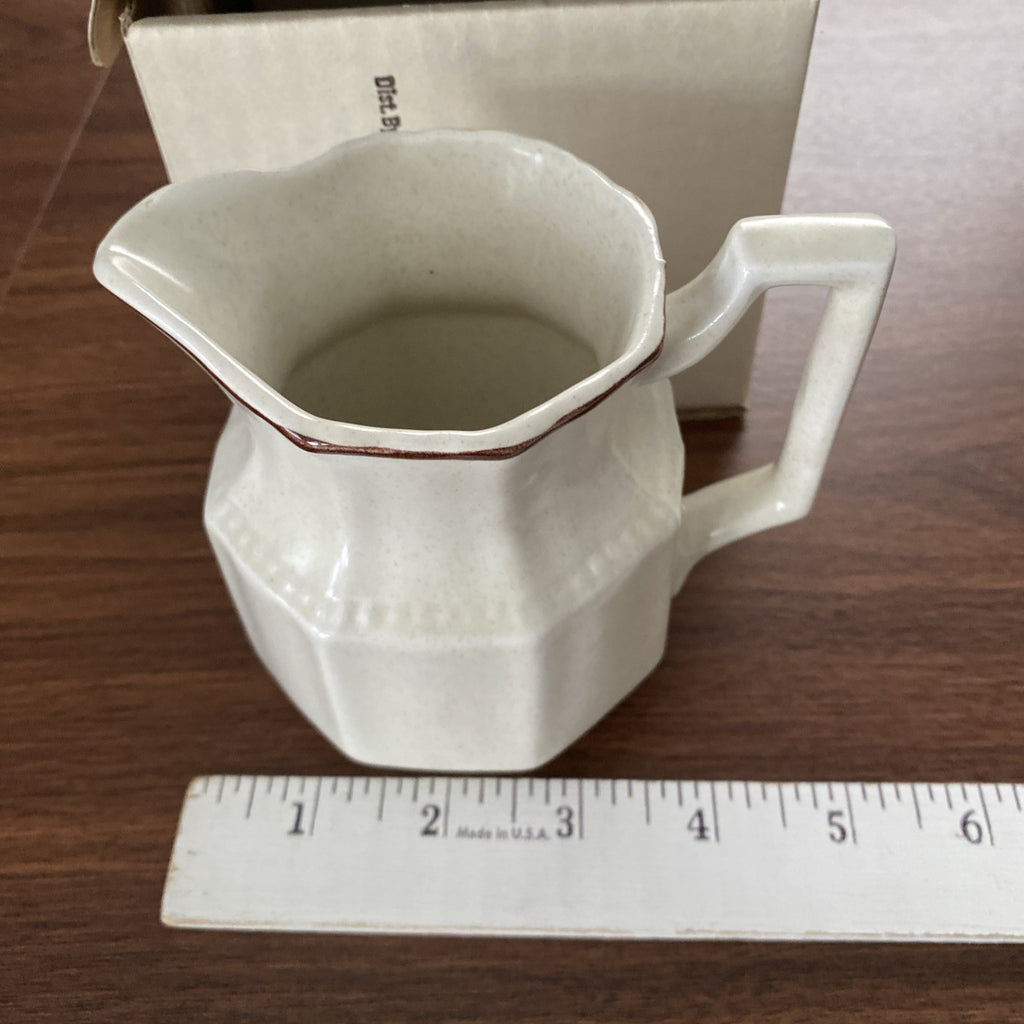 KENSINGTON STAFFORDSHIRE ENGLAND IRONSTONE CANTERBURY CREAMER