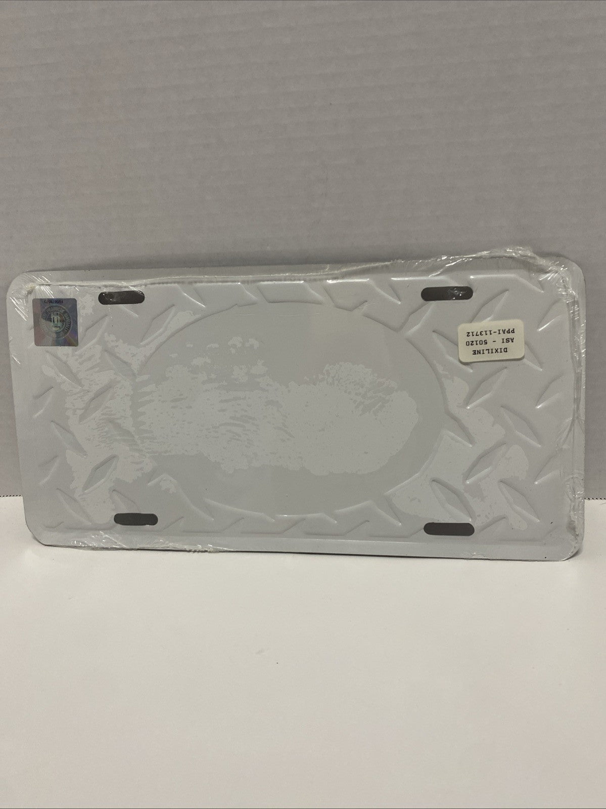 Licensed NCAA PSU PENN STATE NITTANY LIONS EMBOSSED METAL NOVELTY LICENSE PLATE 