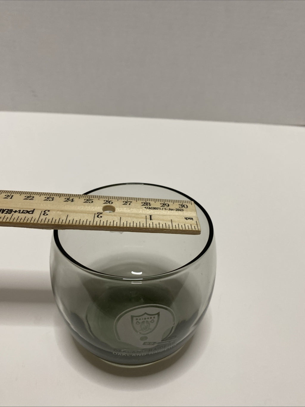 OAKLAND RAIDERS VINTAGE 70's Smoked Roly Poly Glass - MINT Shape