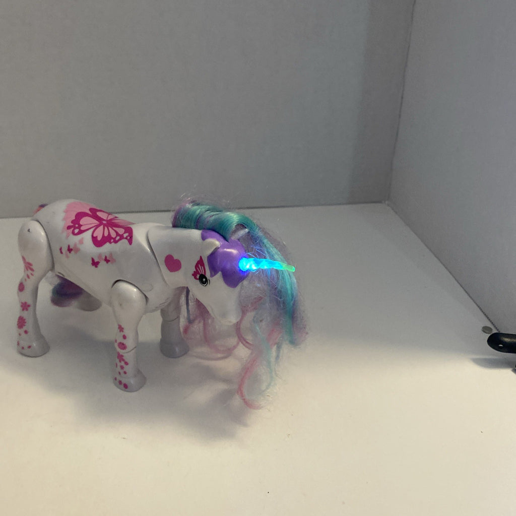 Unicorn rainbow  Horse Figure white pink butterflies lights working movement