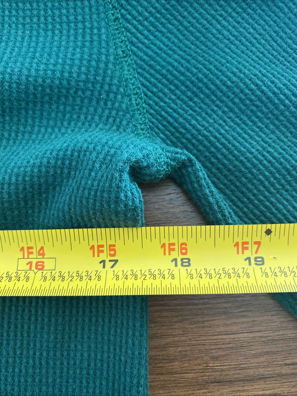 Old Navy unisex small green thermal California long sleeve shirt