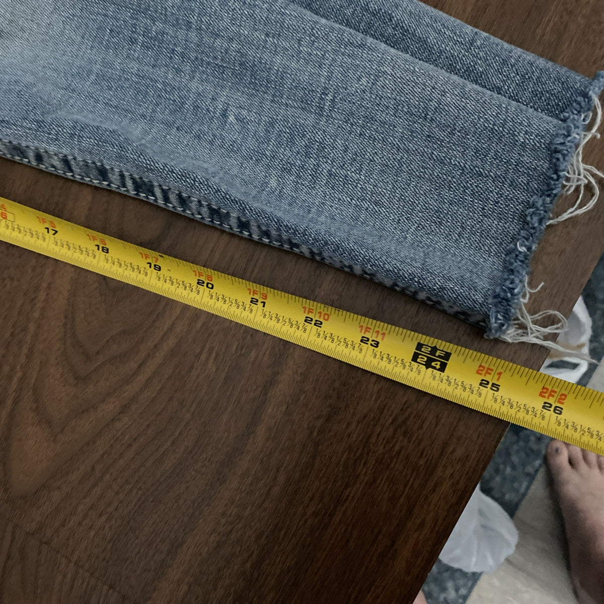 Miss Me Straight Jeans Women’s size 25" X 31" (cut To 25) inseam Free Shipping