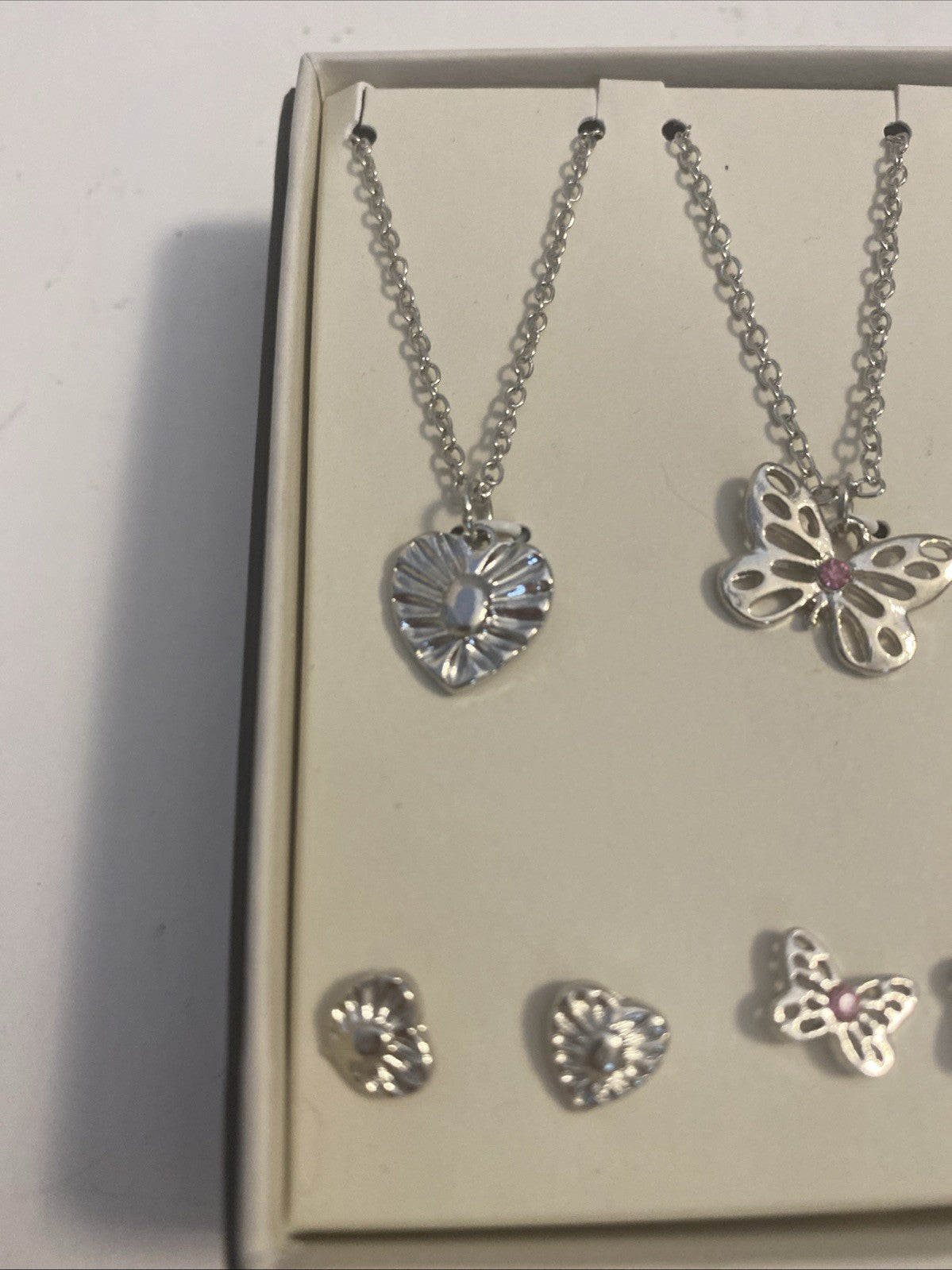 No Boundaries Five necklaces and Matching earrings sets
