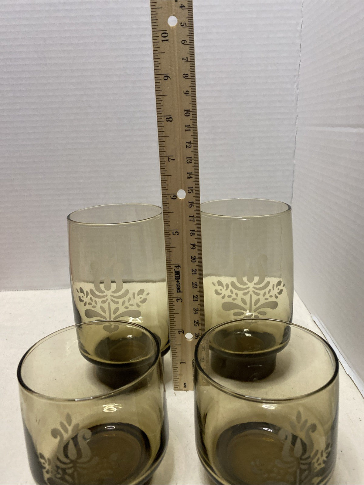 Pfaltzgraff Village Brown Rocks  Glasses  Smoked Etched Libbey Set Of 4