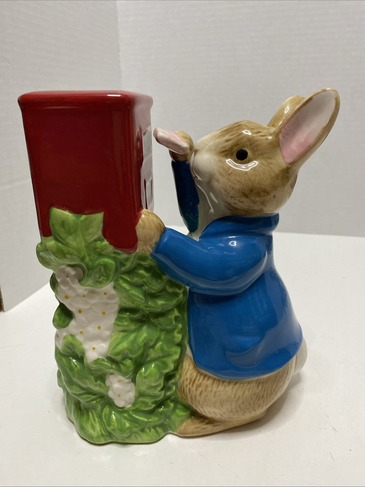 Beatrix Potter - Peter Rabbit - 'Posting A Letter' - Border Fine Arts - 2012