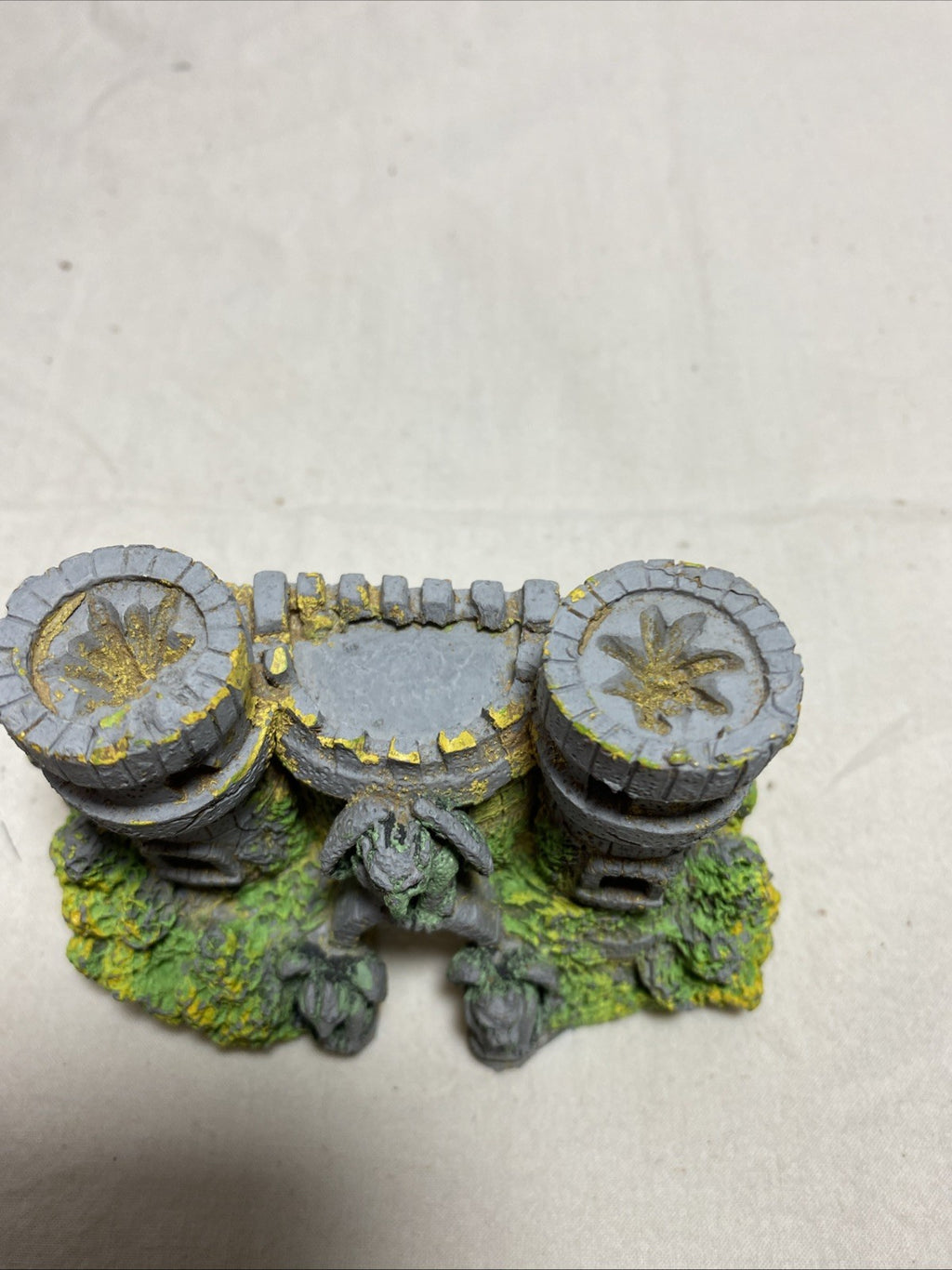 Gargoyle Castle Fish Tank Aquarium Decoration Resin Artificial Cave Rock