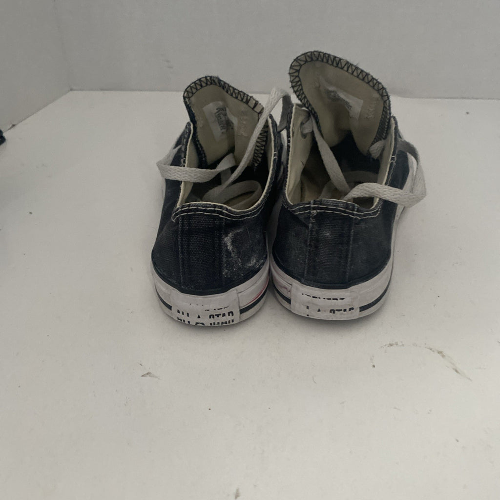 Converse All Stars Black And White Sneakers Shoes - Size 2.5