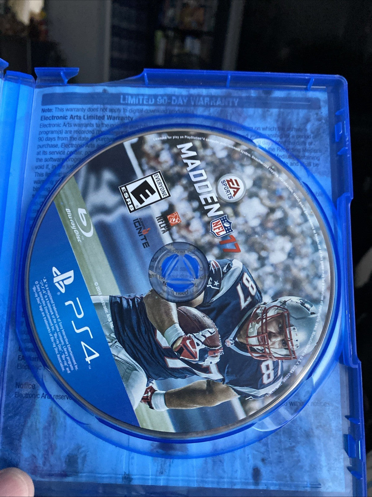 Madden NFL 17 Deluxe Edition Sony PlayStation 4 PS4 ES Sports Football Game