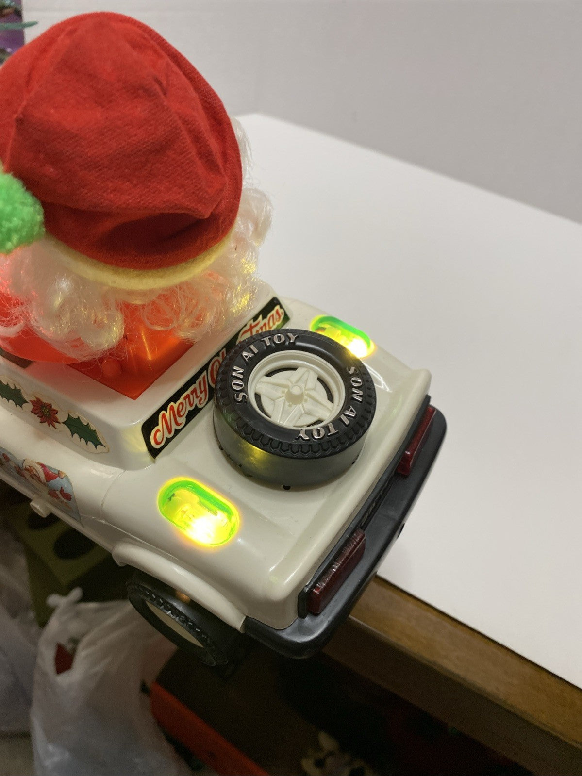 Vintage Santa Cartoon Car Light Up Bump & Go Action Son Al Toys 1983 Works Great