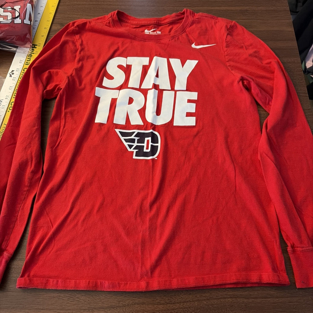 Nike Long Sleeve T-Shirt Adult Small Stay True Dayton Flyers