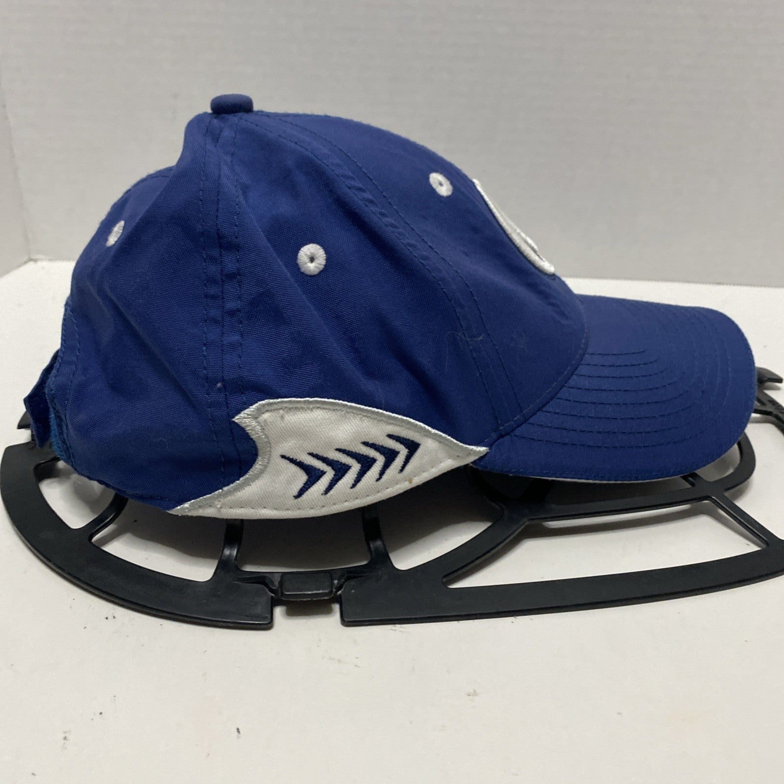Quantum corpro hat adjustable back