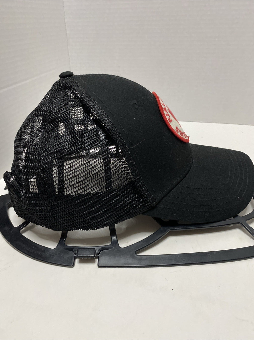 FJALLRAVEN SWEDEN 1960 Logo Black Snapback Trucker Mesh Baseball Hat Size S/M