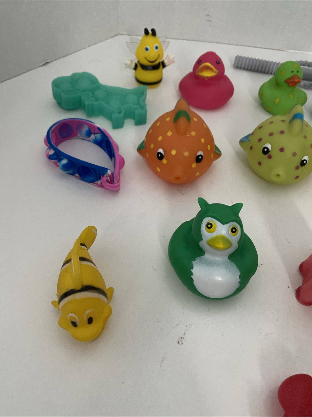 MIXED LOT OF 19 Jeep Cruising Cruise Duck Ducking RUBBER DUCKY DUCKIE BATH TOY