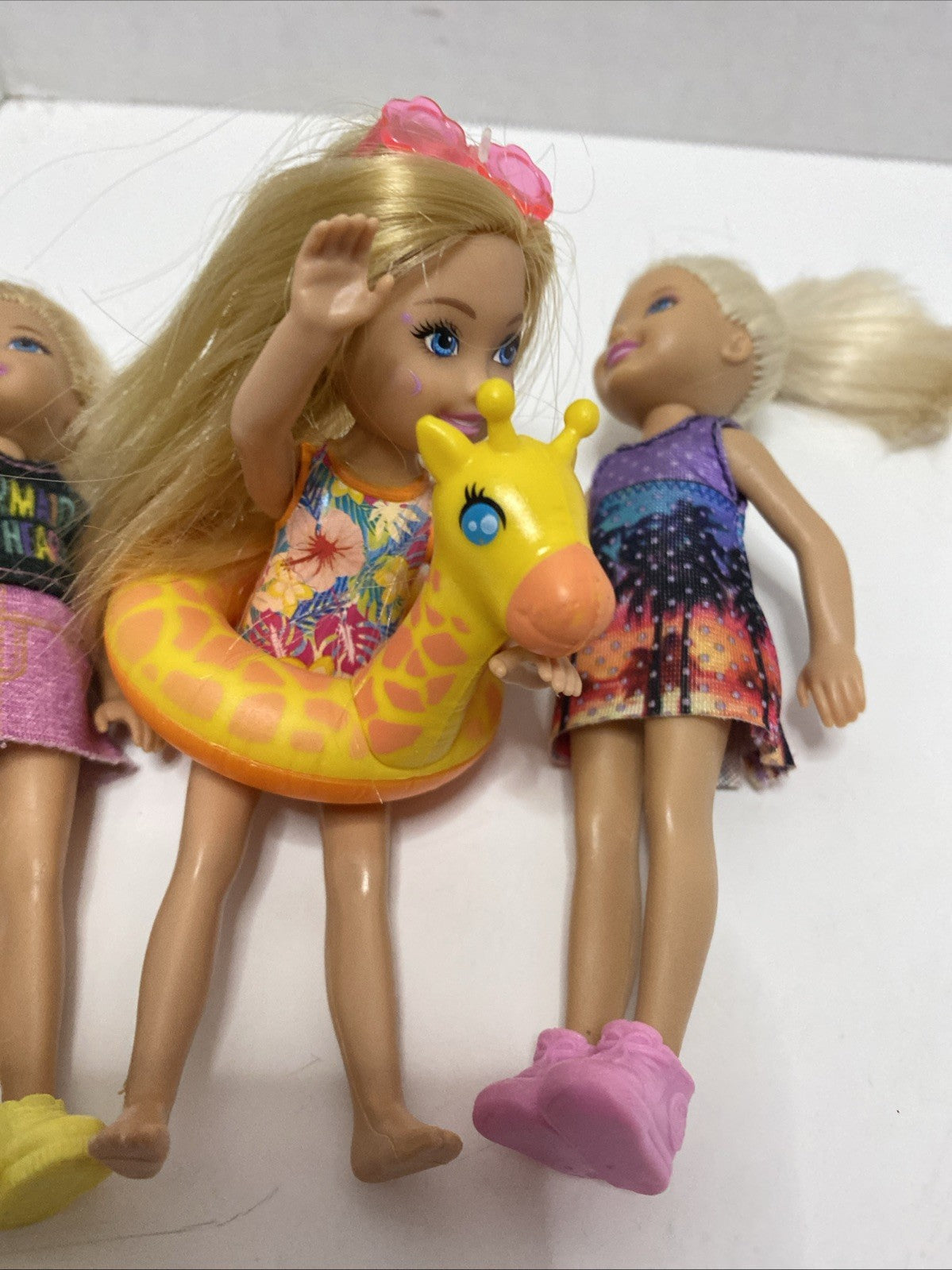 Lot of3 Dolls Chelsea & Kelly Dolls Plus Friends
