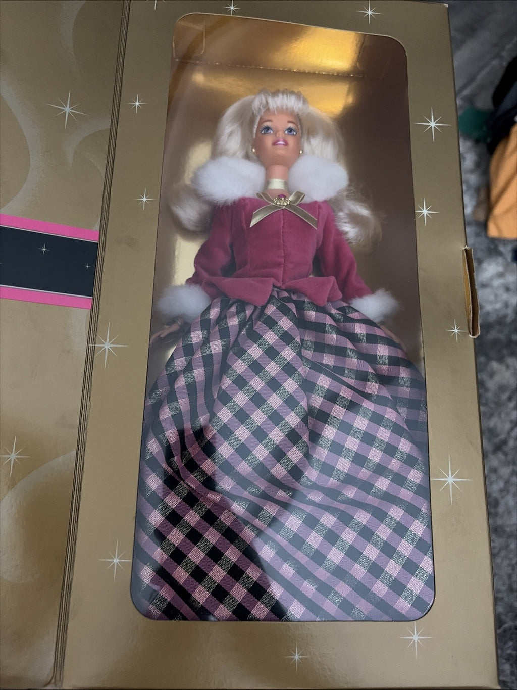 1996 Barbie Winter Rhapsody Collectors Blonde doll Avon Special Edition 1635 New