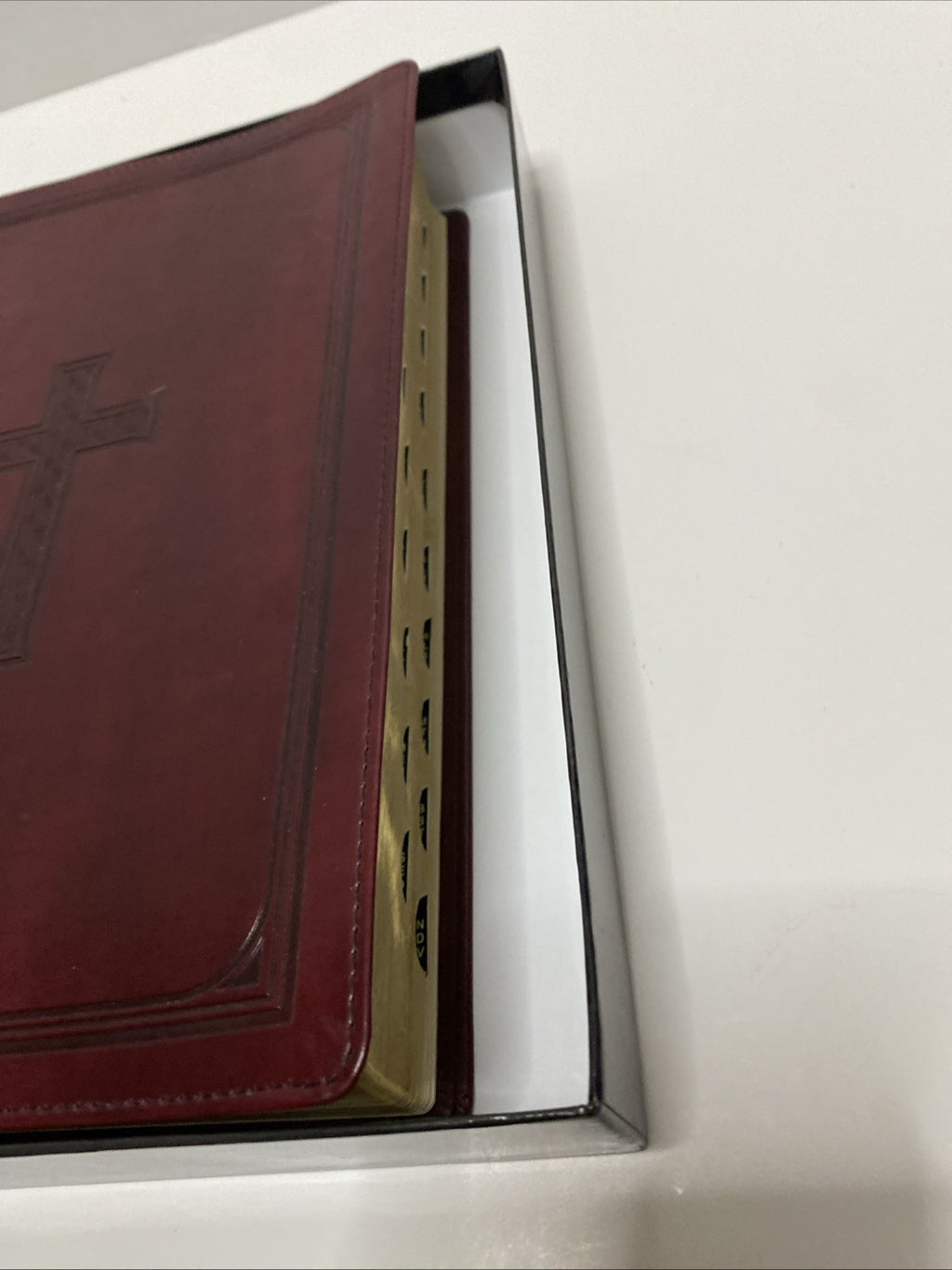 The Holy Bible KJV Super Giant Print,Thumb INDEXED ,Red Letter,Burgandy 