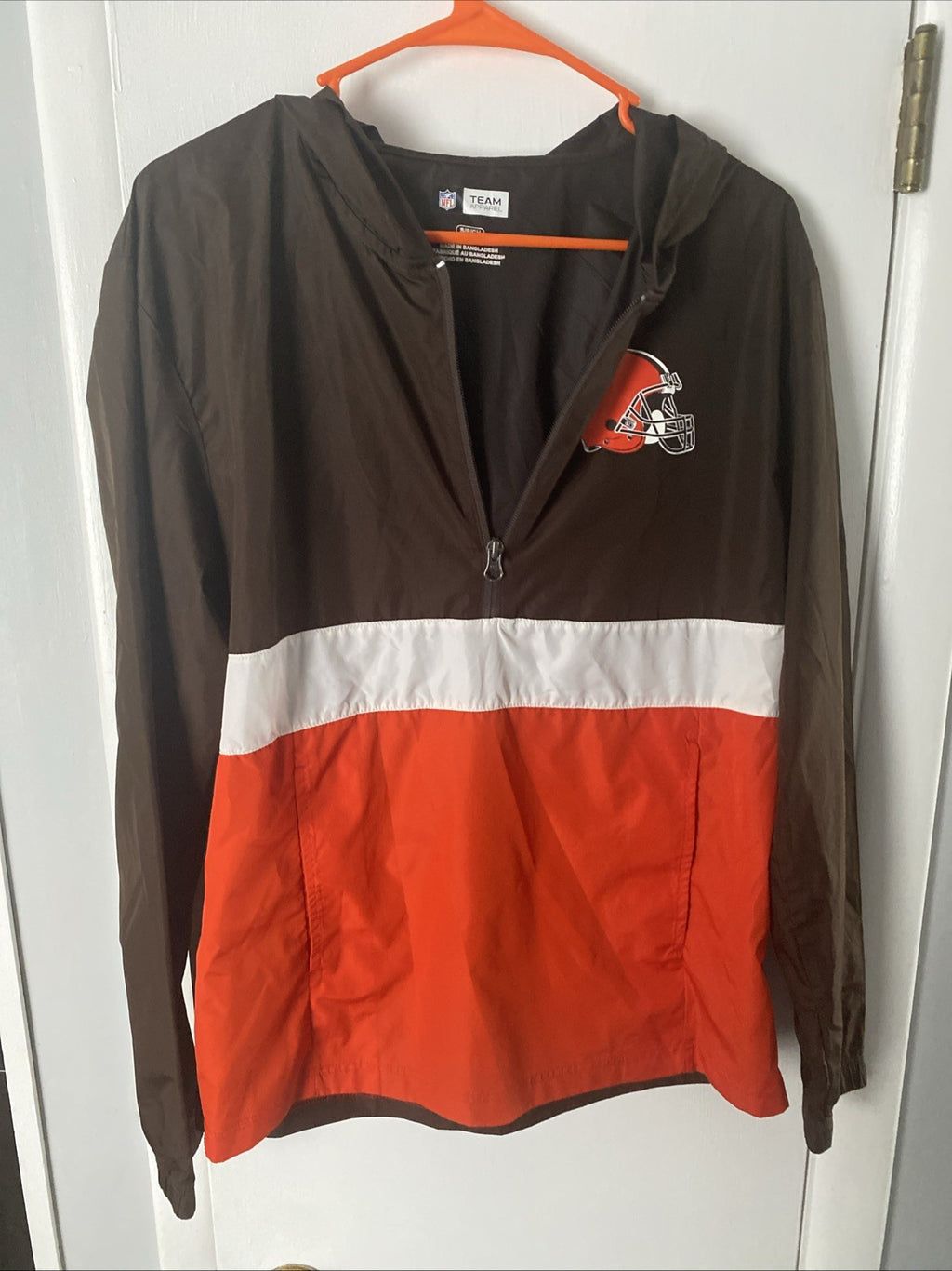 Cleveland Browns Brown, NFL Team Apparel Lightweight Windbreaker Jacket Size S