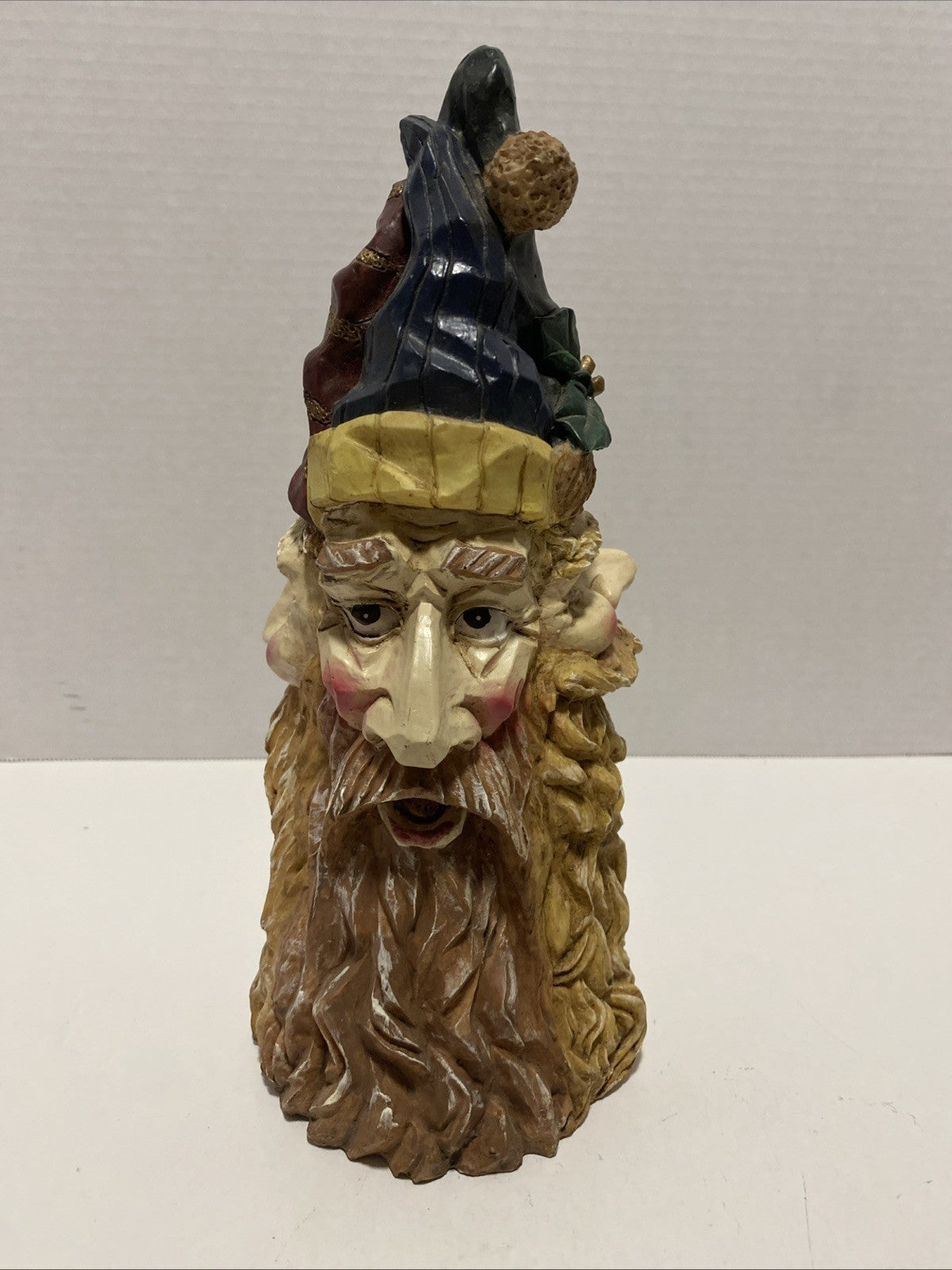 Windsor Collection 3 Sided Christmas Decor Whimsy Gnome/Elves Resin Hats Beards